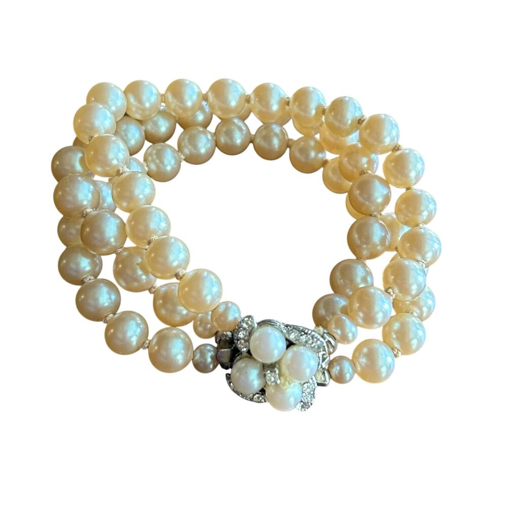 Gorgeous Vintage Triple Strands Faux Pearl Bracelet Made in Japan